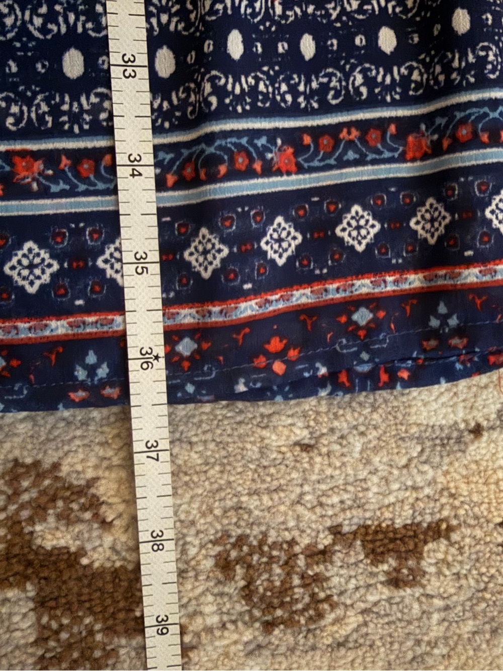 Pattern Flowy Dress - Picture 6 of 8